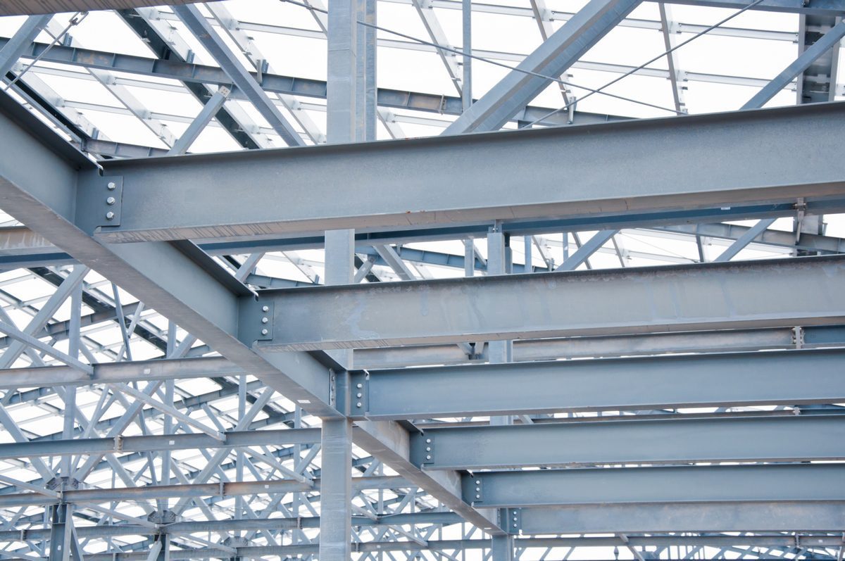 Pourquoi les bâtiments industriels à structure métallique sont un excellent choix ?